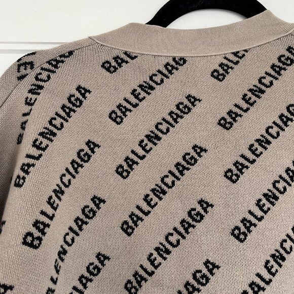 NWT Balenciaga Cardigan Sweater Dark Beige Allover Logo Knit Wool Blend V-Neck - Picture 10 of 12